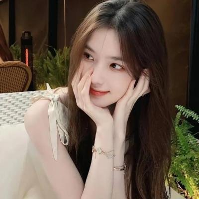 爱在春光乍现时封面